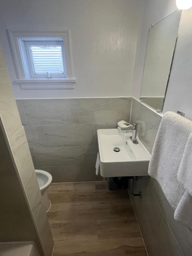 Robbie'S Motel Cache Creek Ngoại thất bức ảnh
